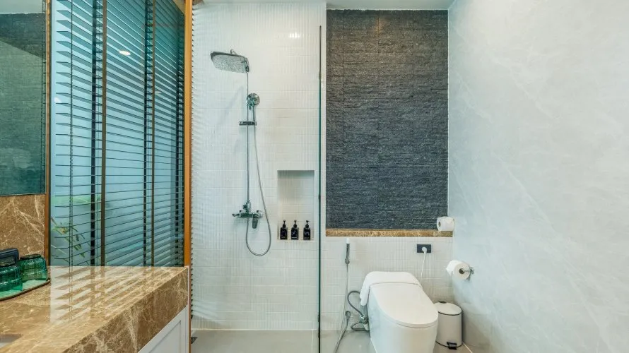 4 bedrooms villa for sale, Rawai, Thailand No. 857