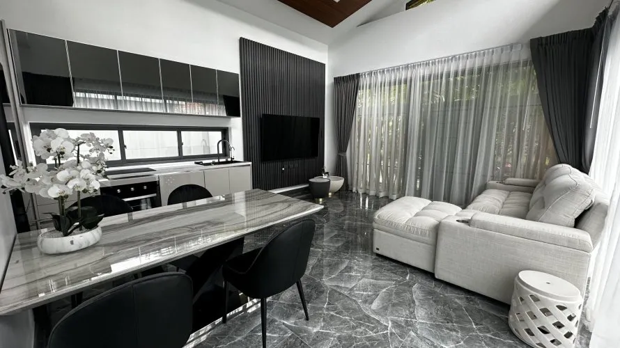 2 bedrooms villa for sale, Rawai, Thailand No. 858